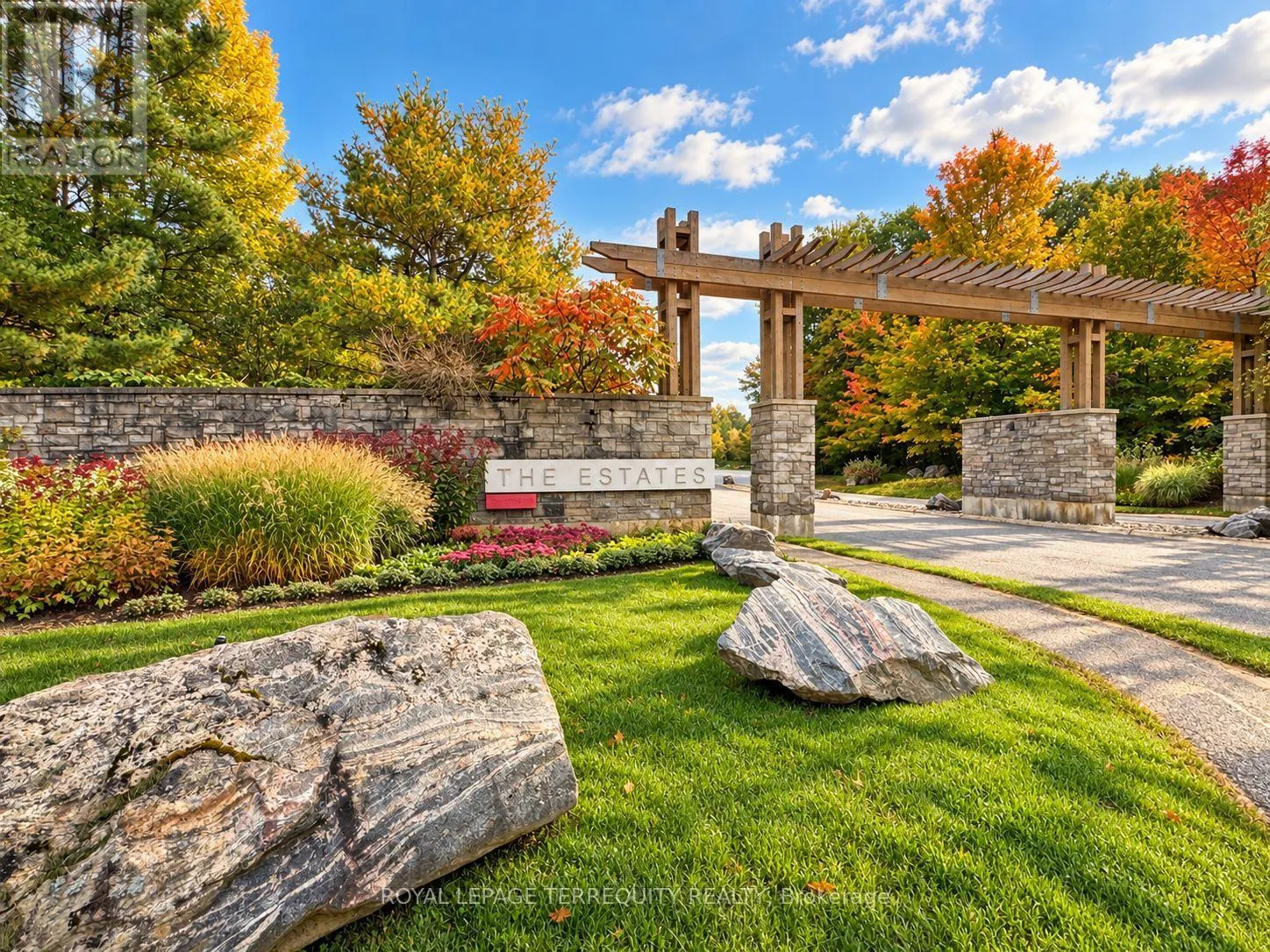 15 MUSKOKA BAY BOULEVARD