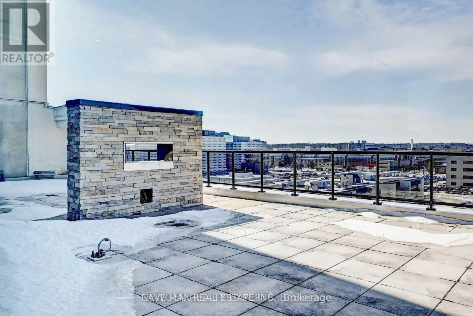 N206 - 330 PHILLIP STREET