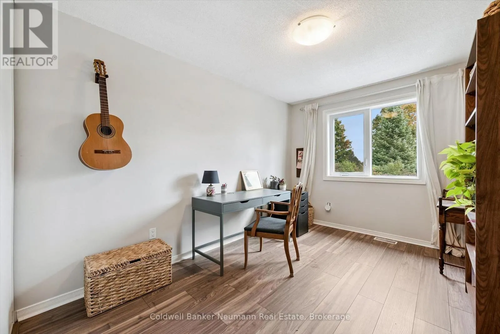 5 - 39 PTARMIGAN DRIVE #5