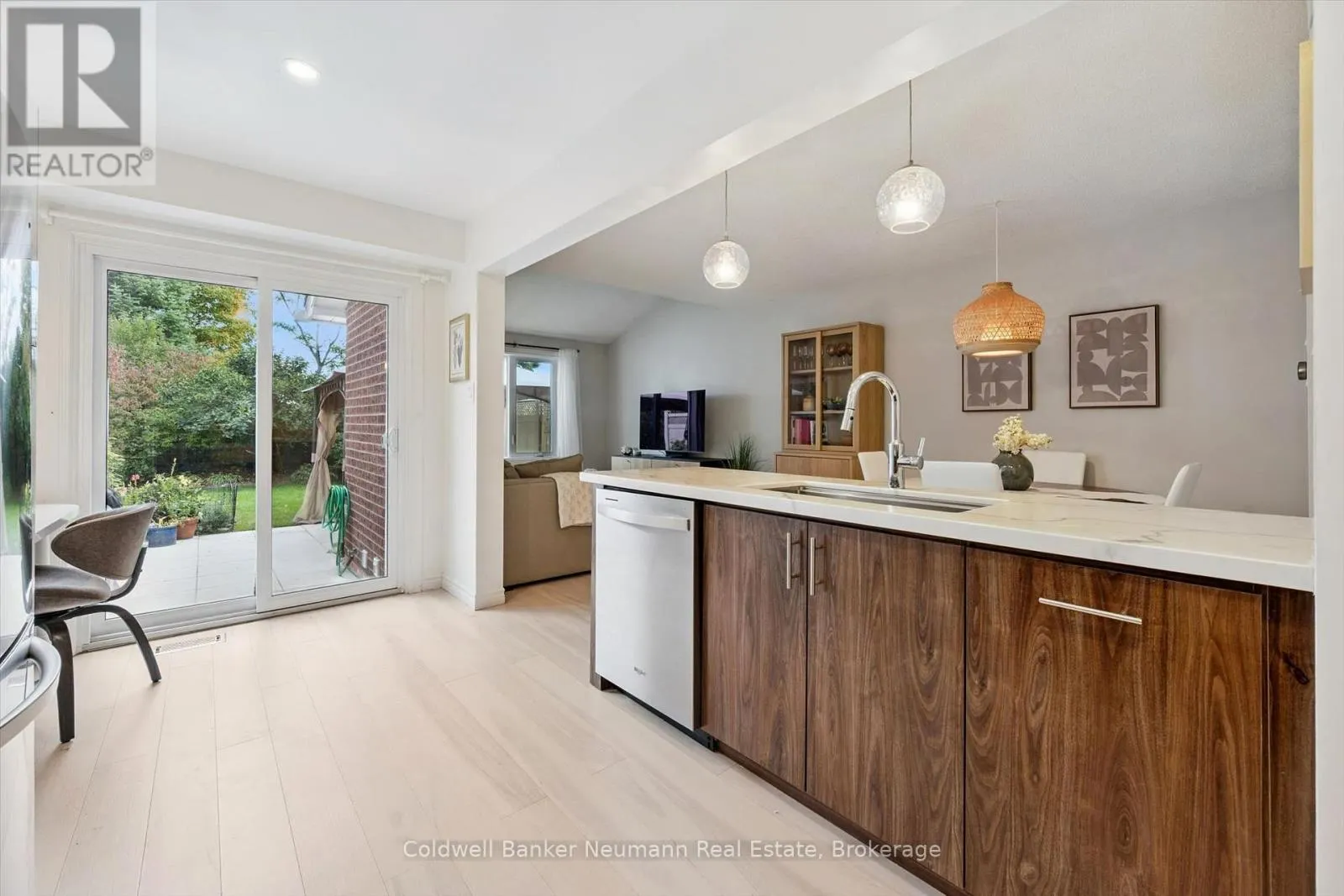 5 - 39 PTARMIGAN DRIVE #5
