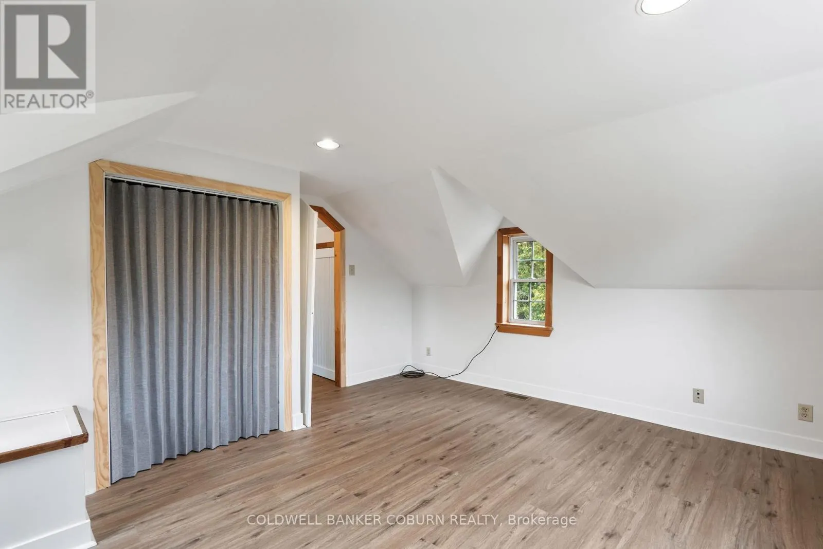 544 CRAIG ROAD