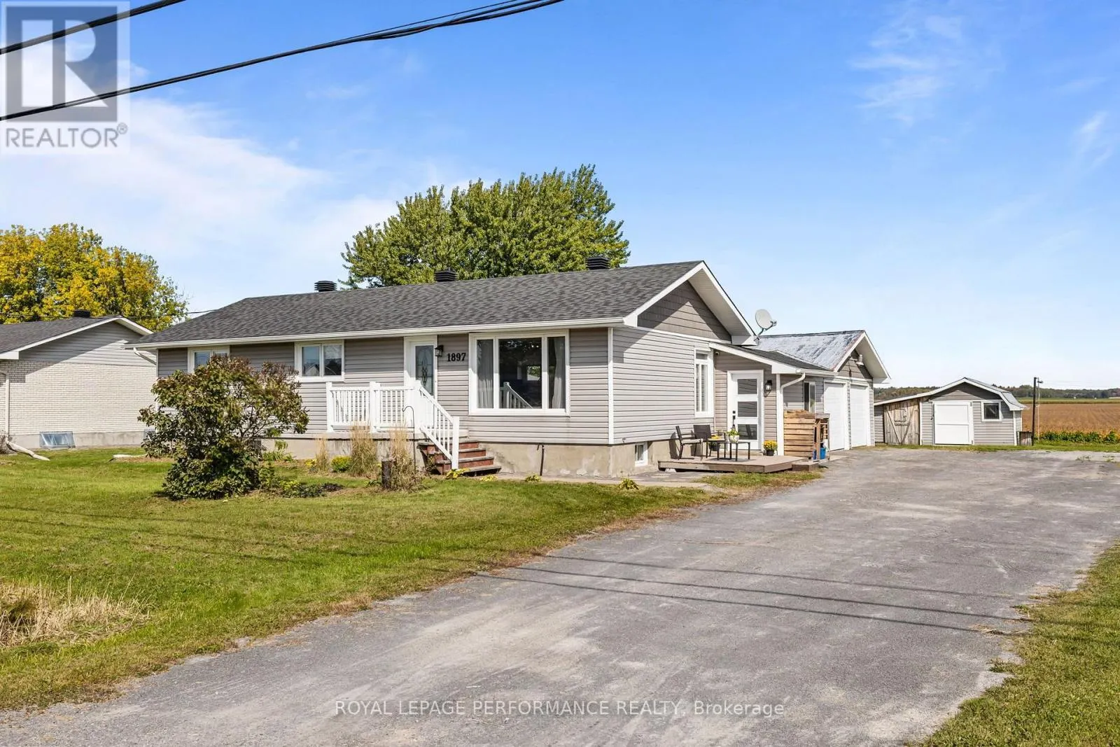 1897 CHAMPLAIN ROAD