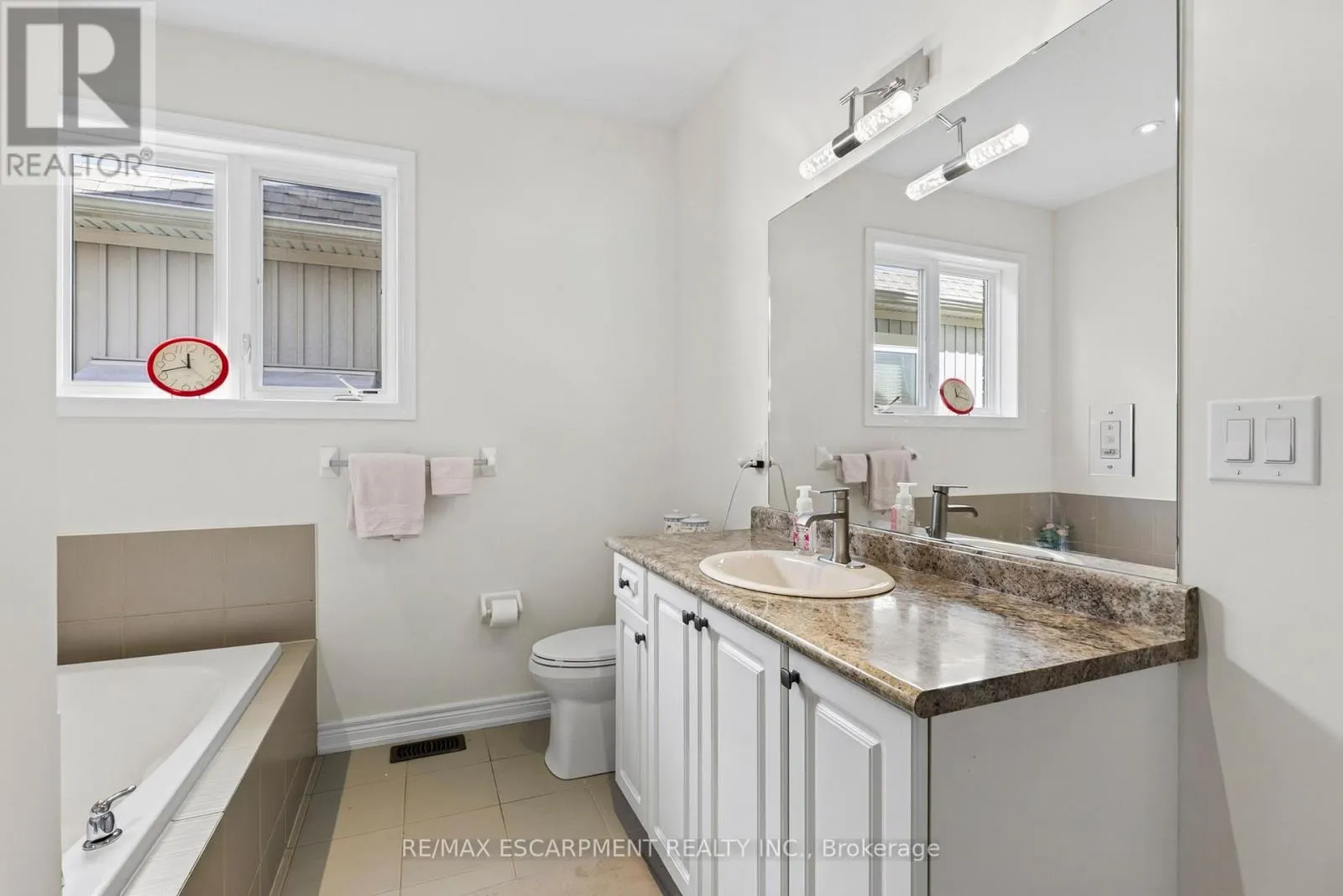 30 GALLOWAY TRAIL