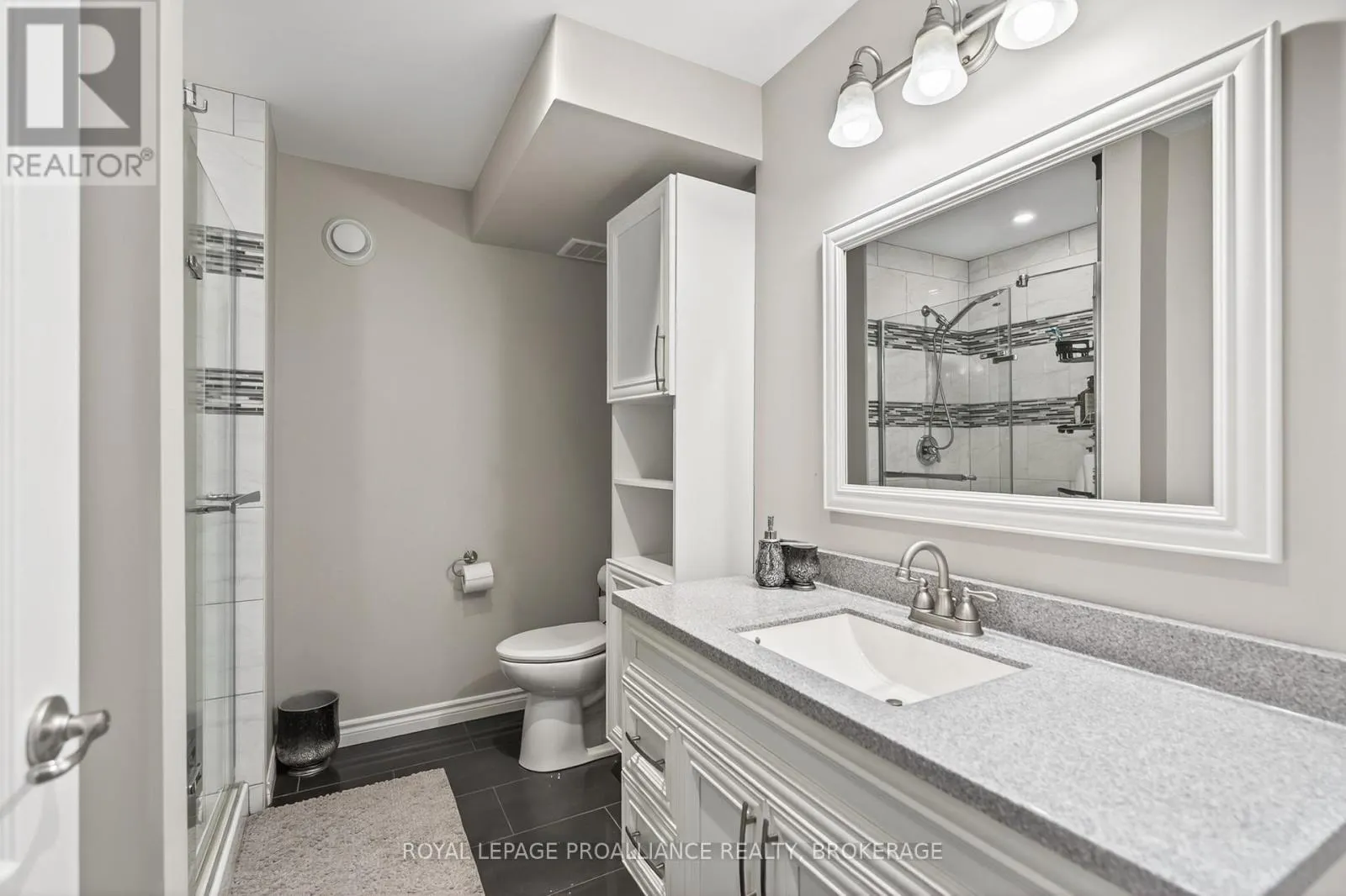 1153 ESCALA CRESCENT
