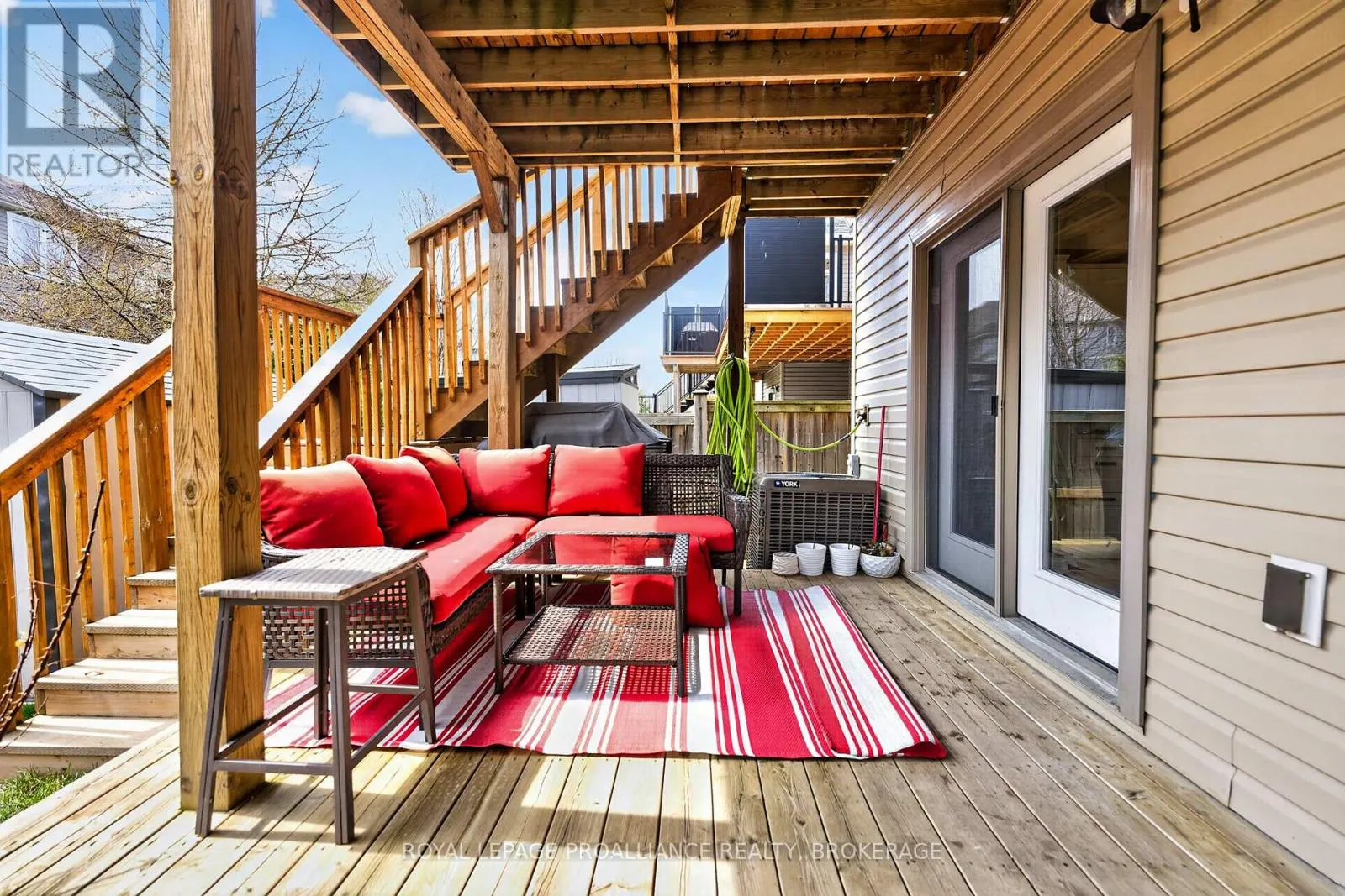 1153 ESCALA CRESCENT
