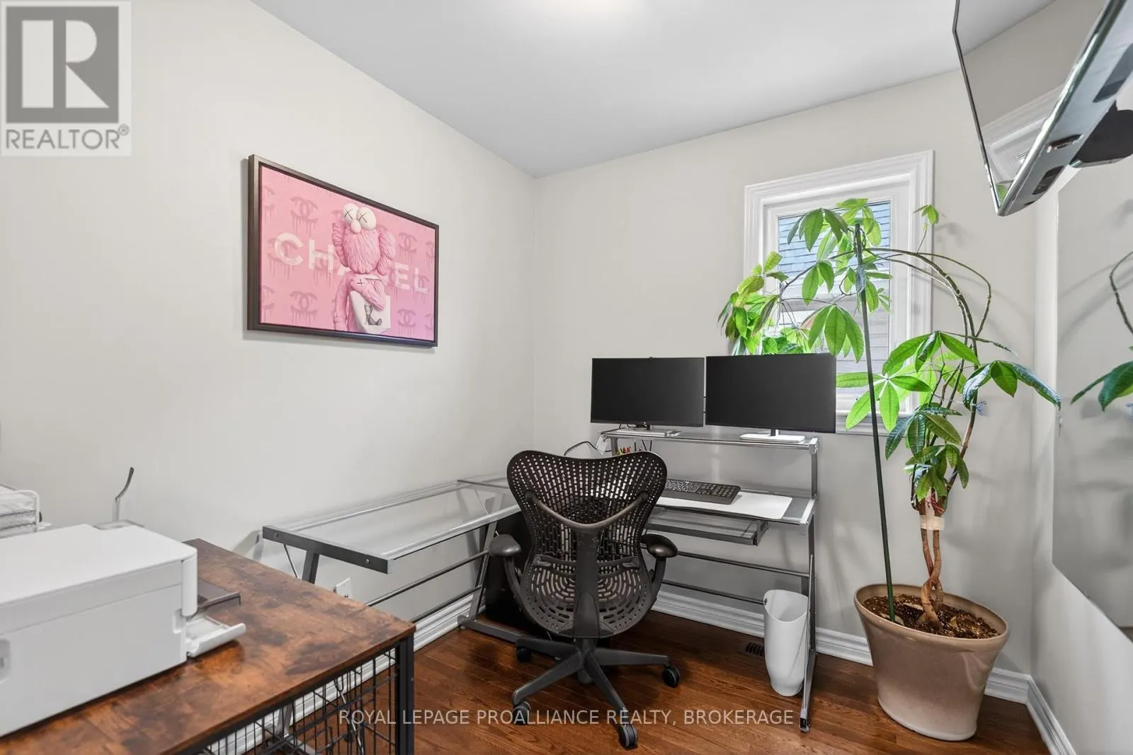 1153 ESCALA CRESCENT