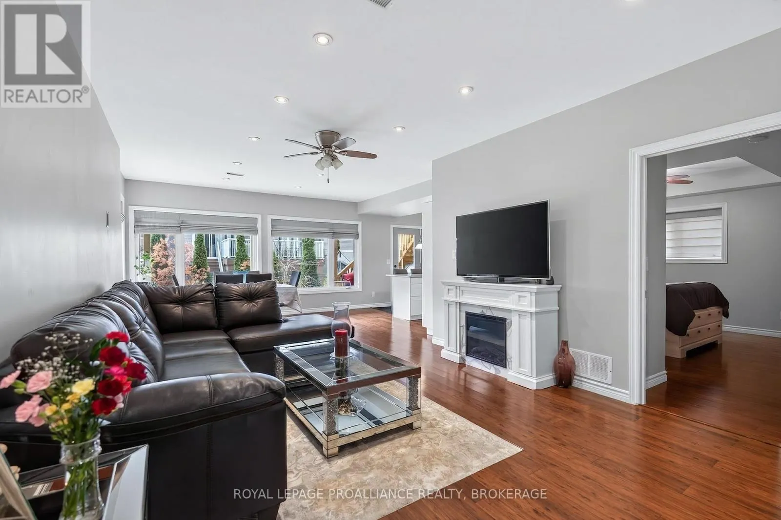 1153 ESCALA CRESCENT
