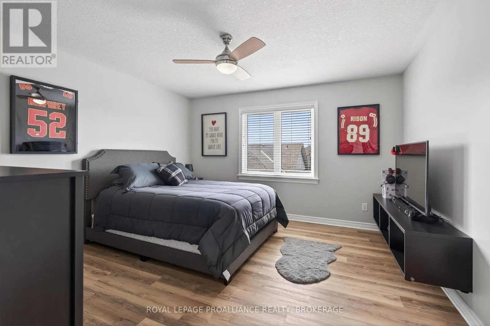 1153 ESCALA CRESCENT