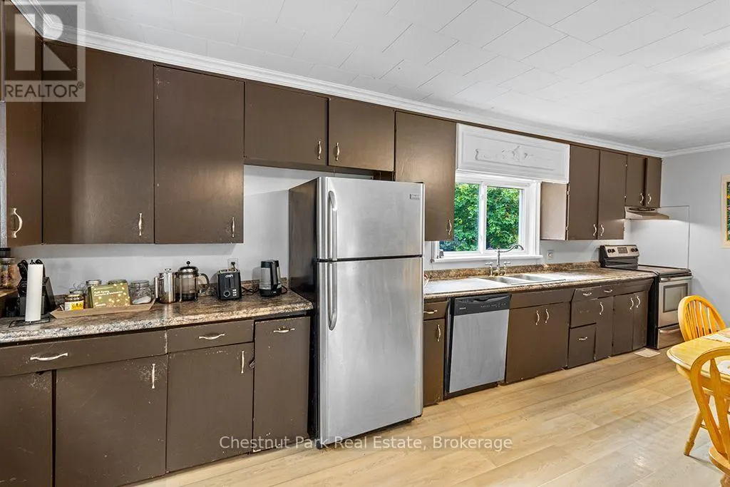 138237 GREY ROAD 112