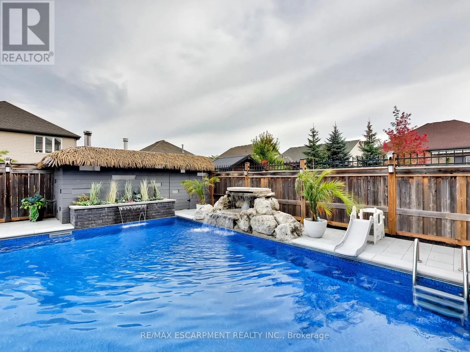 4007 BUSH CRESCENT