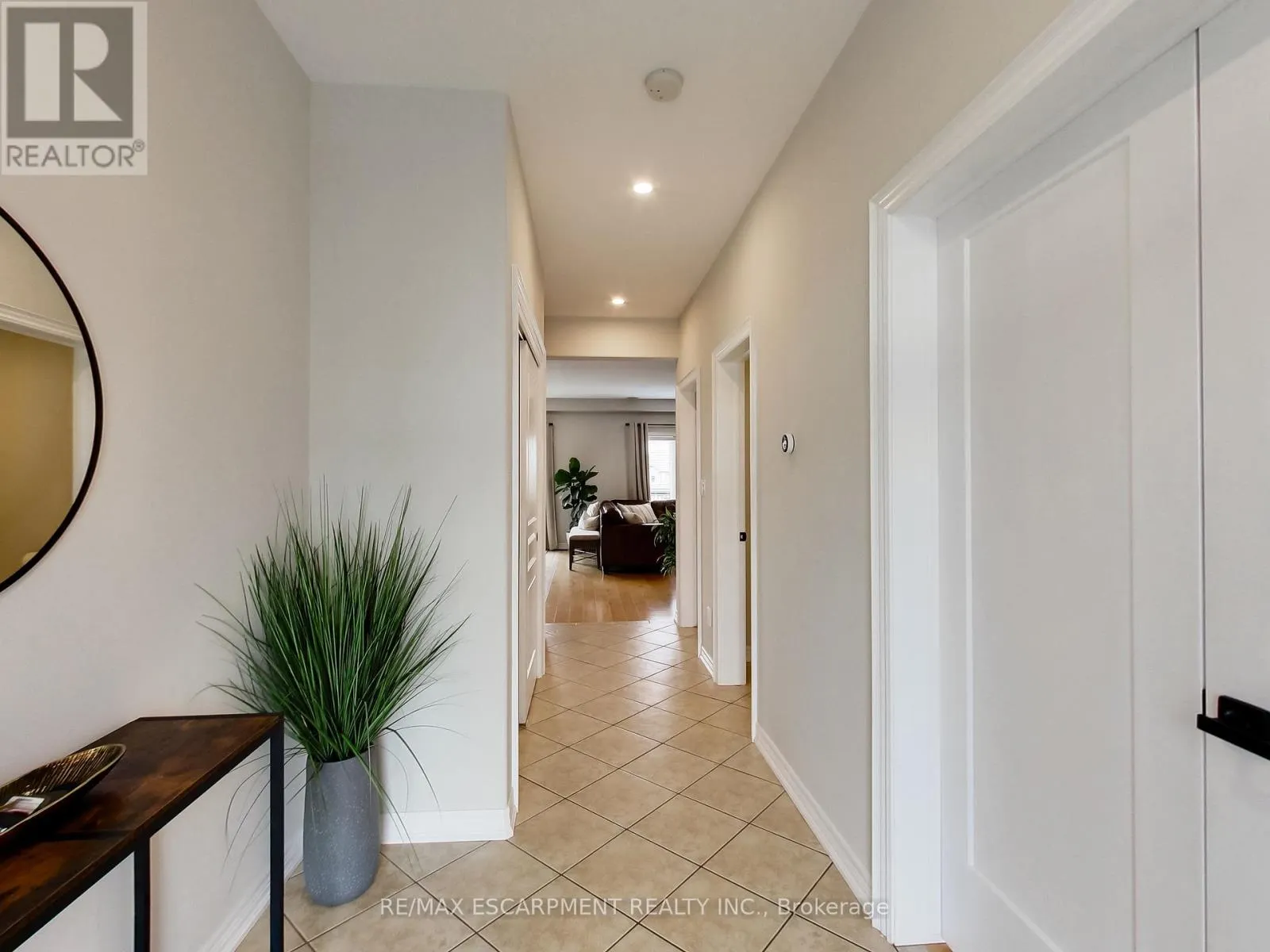 4007 BUSH CRESCENT