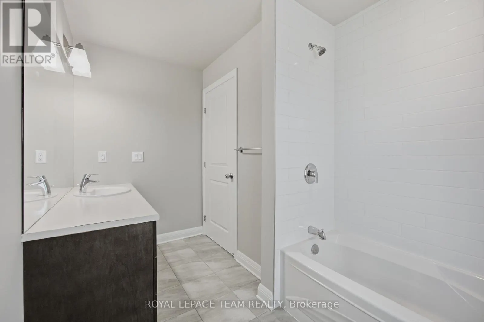 373 HUNTSVILLE DRIVE