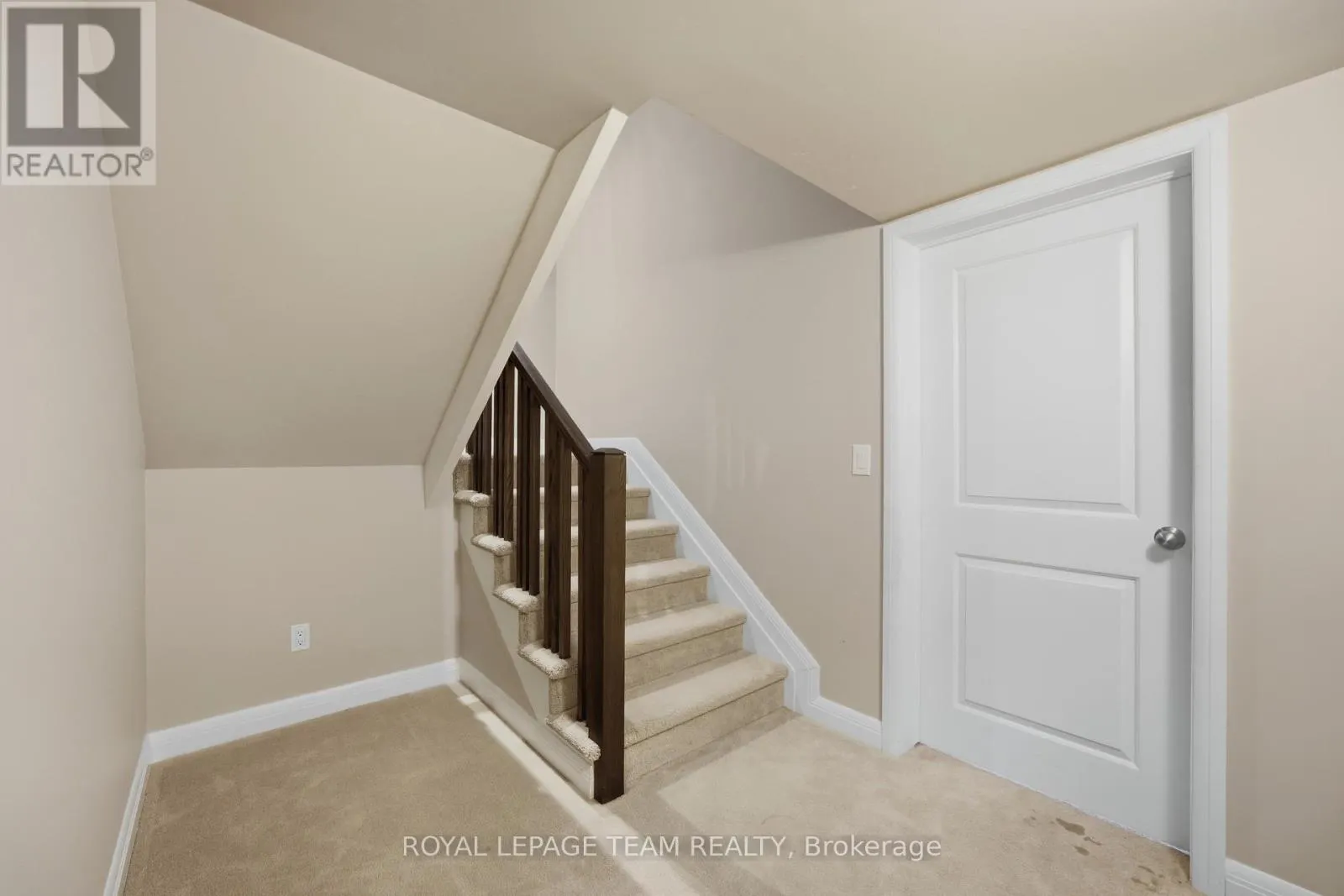 373 HUNTSVILLE DRIVE