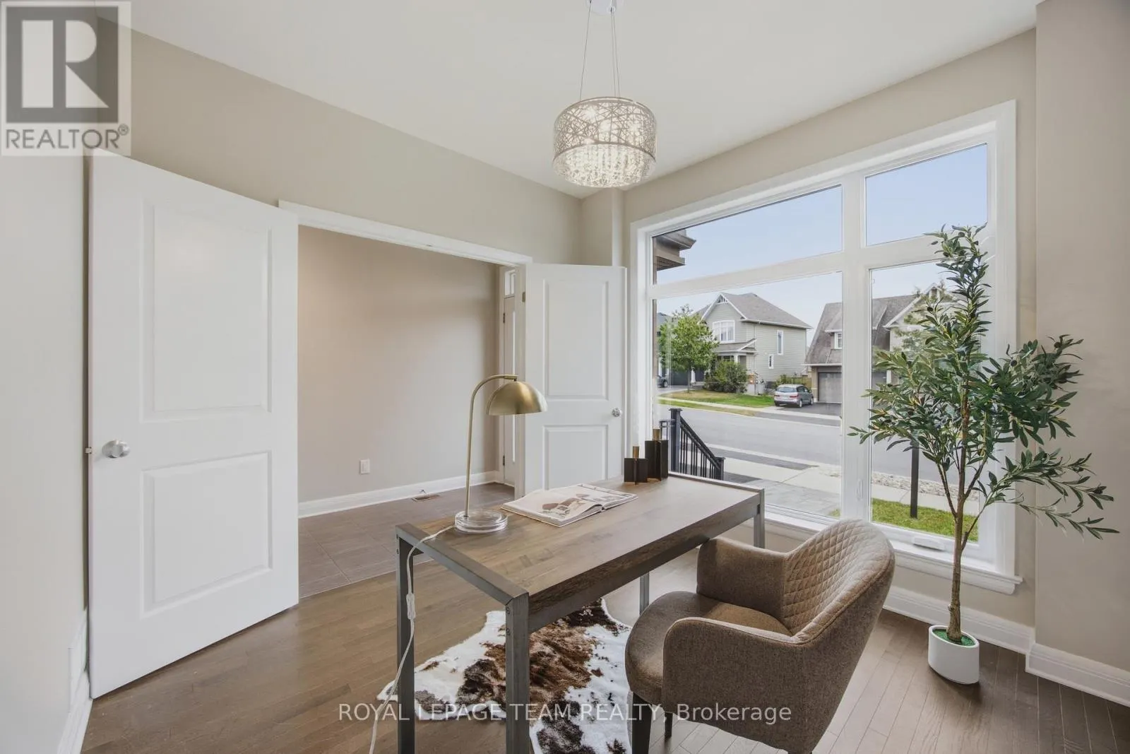 373 HUNTSVILLE DRIVE