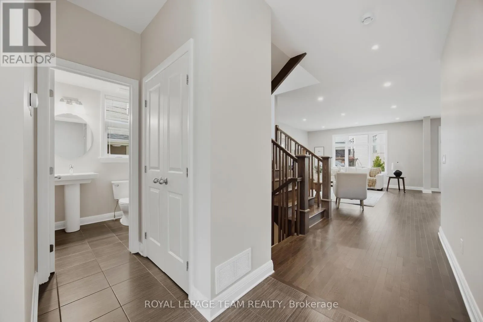 373 HUNTSVILLE DRIVE