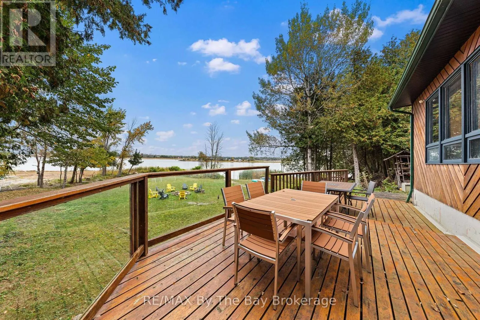 20 ISLAND 404/QUARRY ISLAND