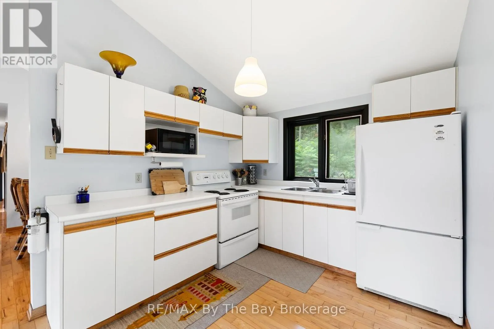 20 ISLAND 404/QUARRY ISLAND