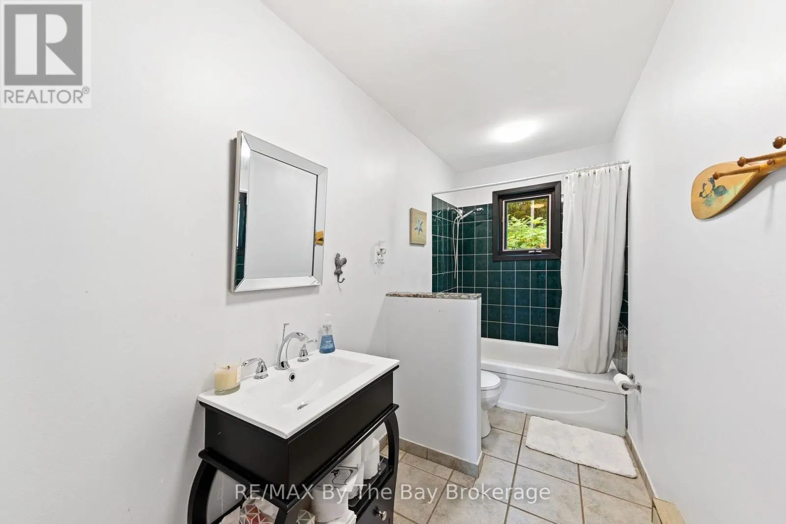 20 ISLAND 404/QUARRY ISLAND