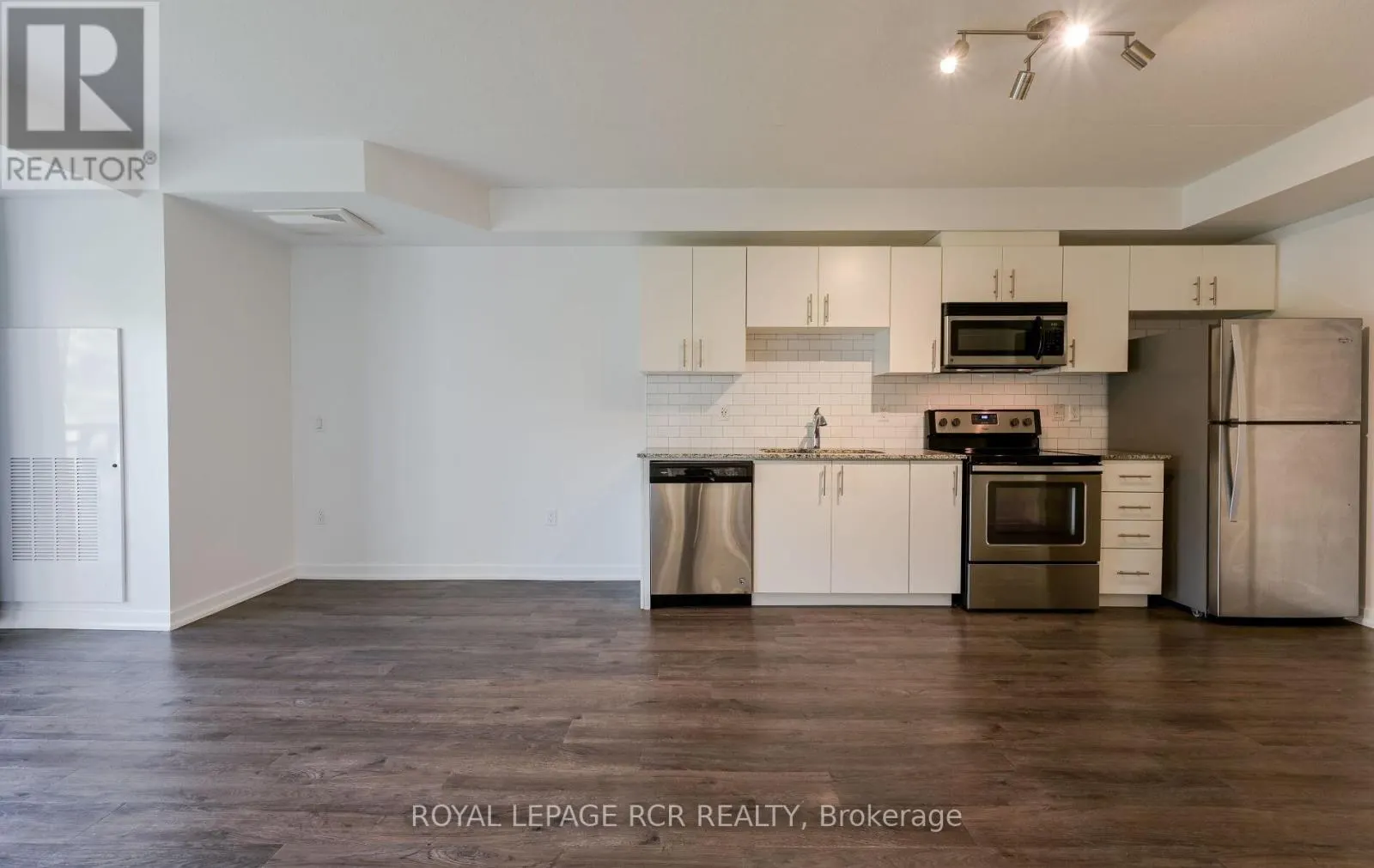 LL02 - 25 KAY CRESCENT