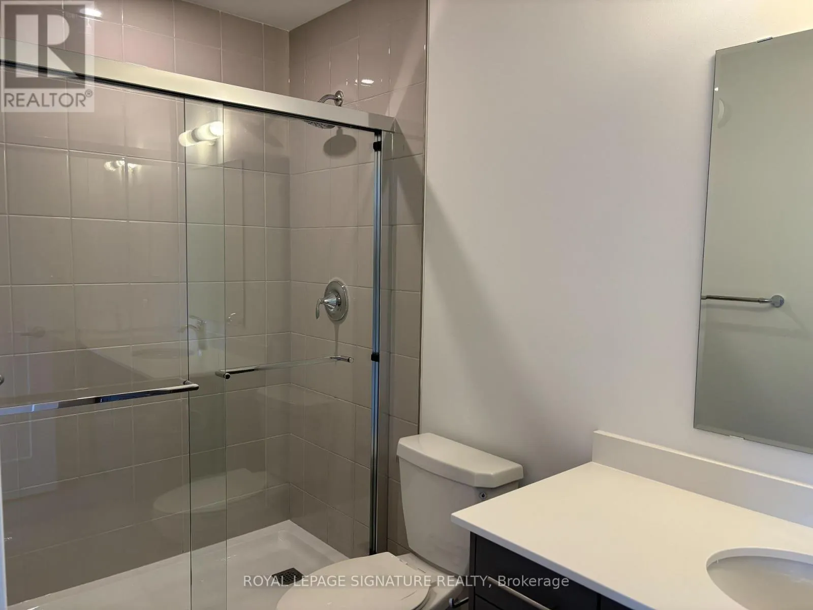 16 - 42 LOWES ROAD W