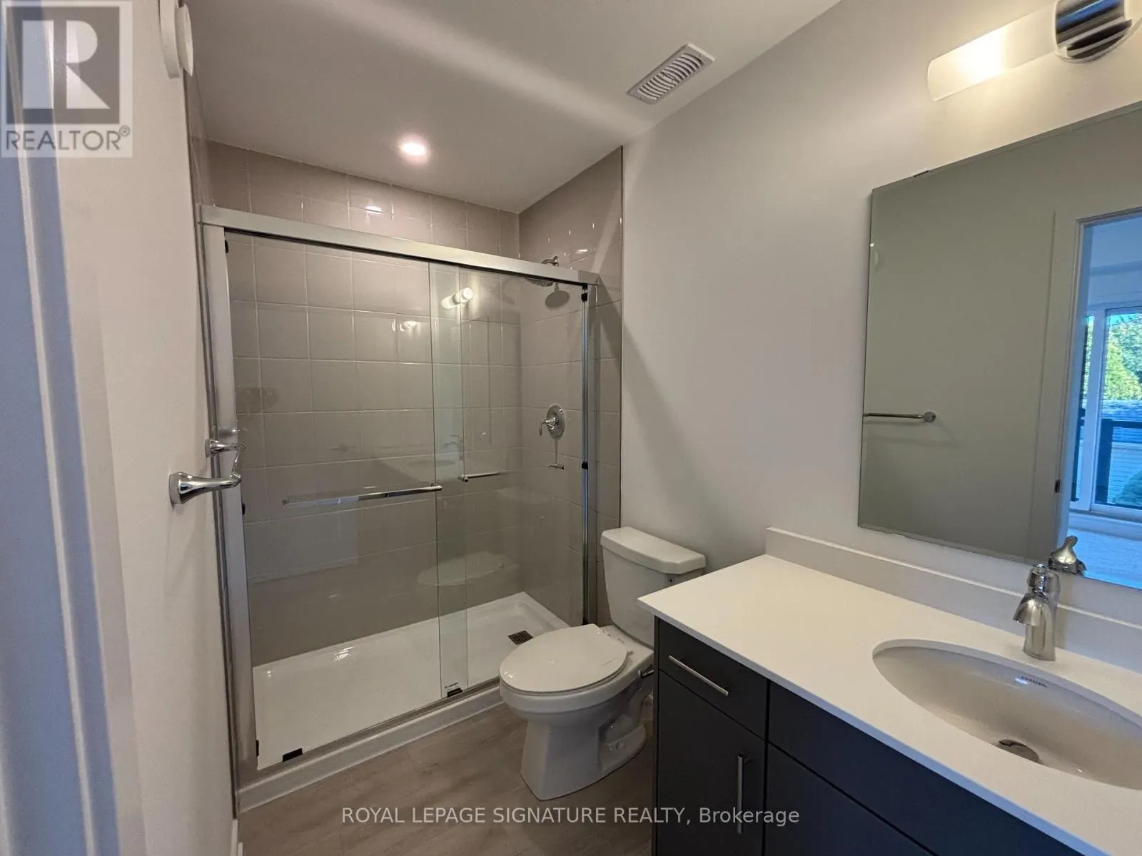 16 - 42 LOWES ROAD W
