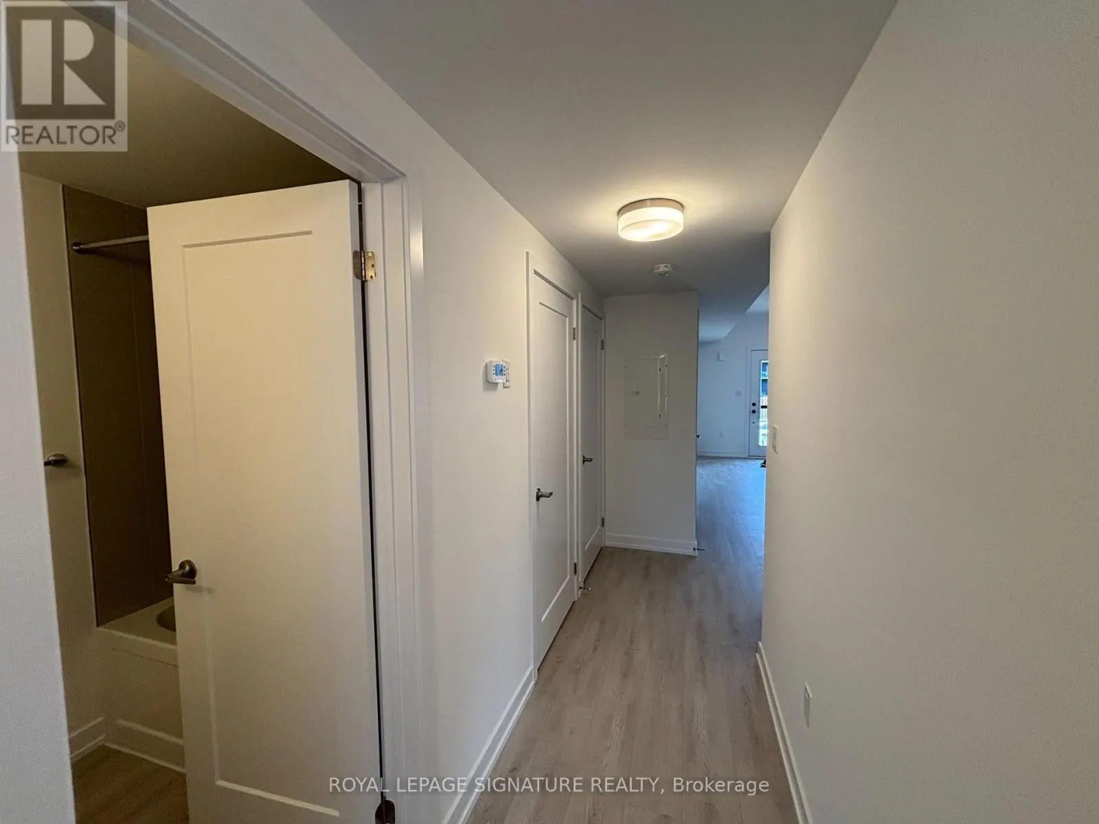 16 - 42 LOWES ROAD W