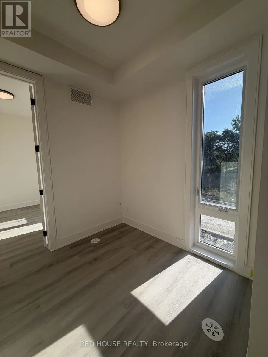 254 ELLIS AVENUE