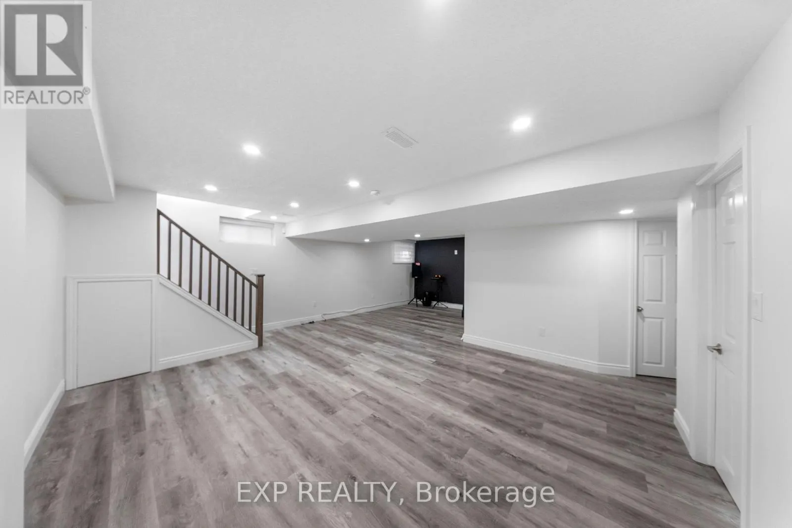 577 WATERTON DRIVE