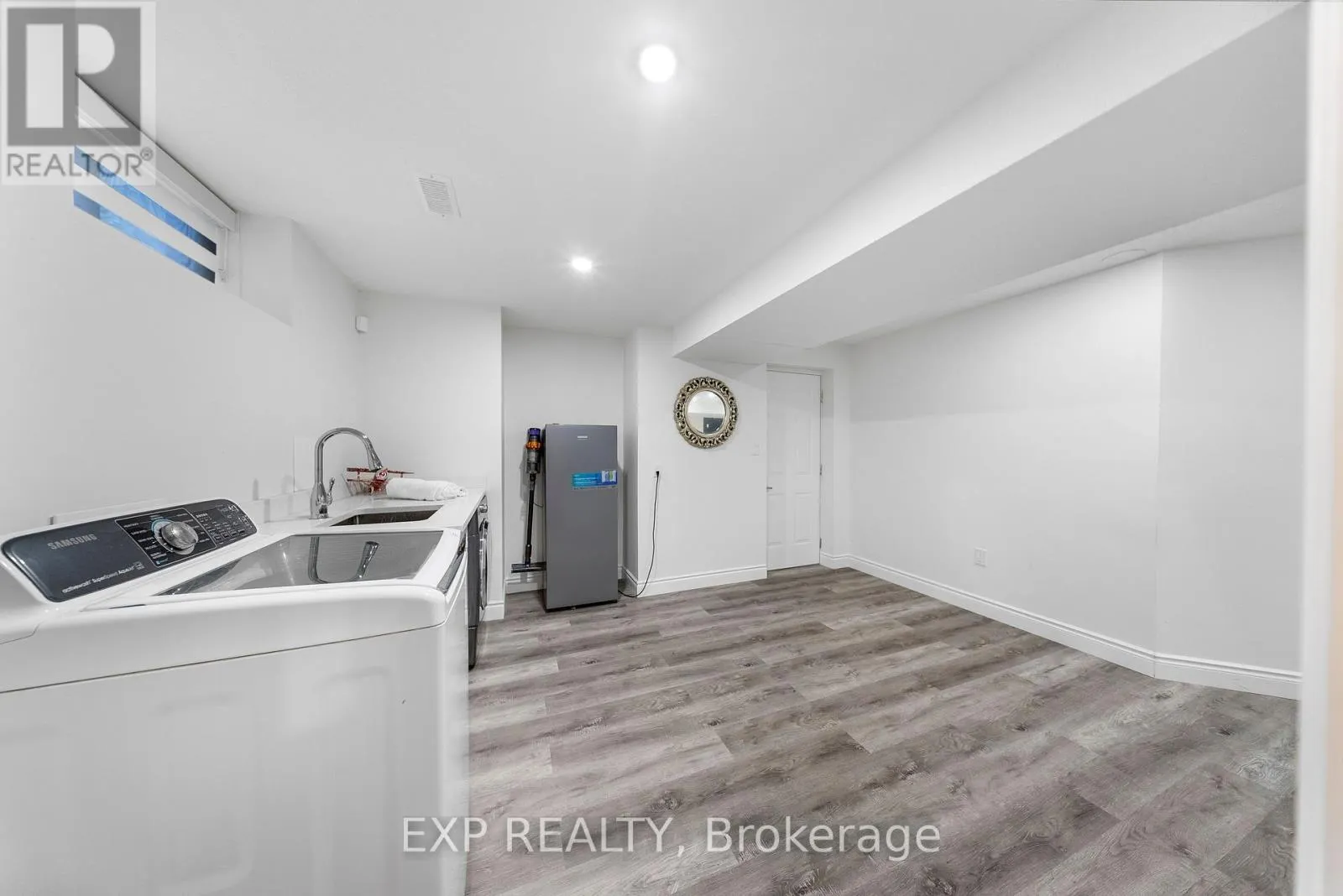 577 WATERTON DRIVE