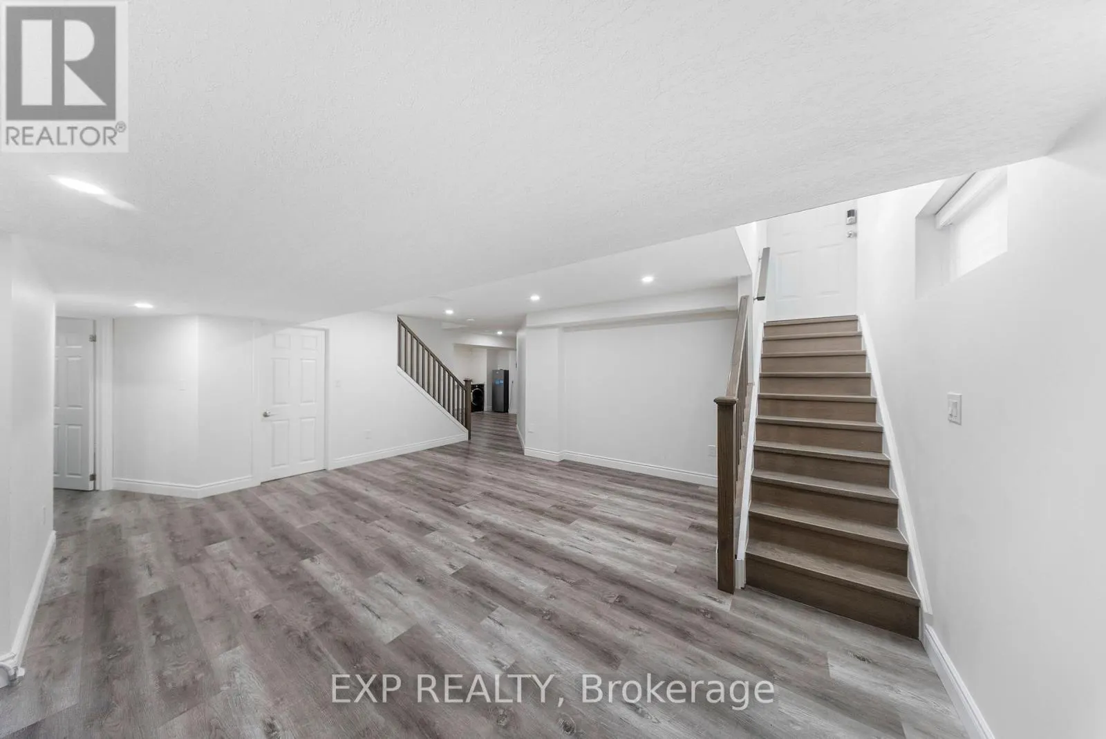 577 WATERTON DRIVE