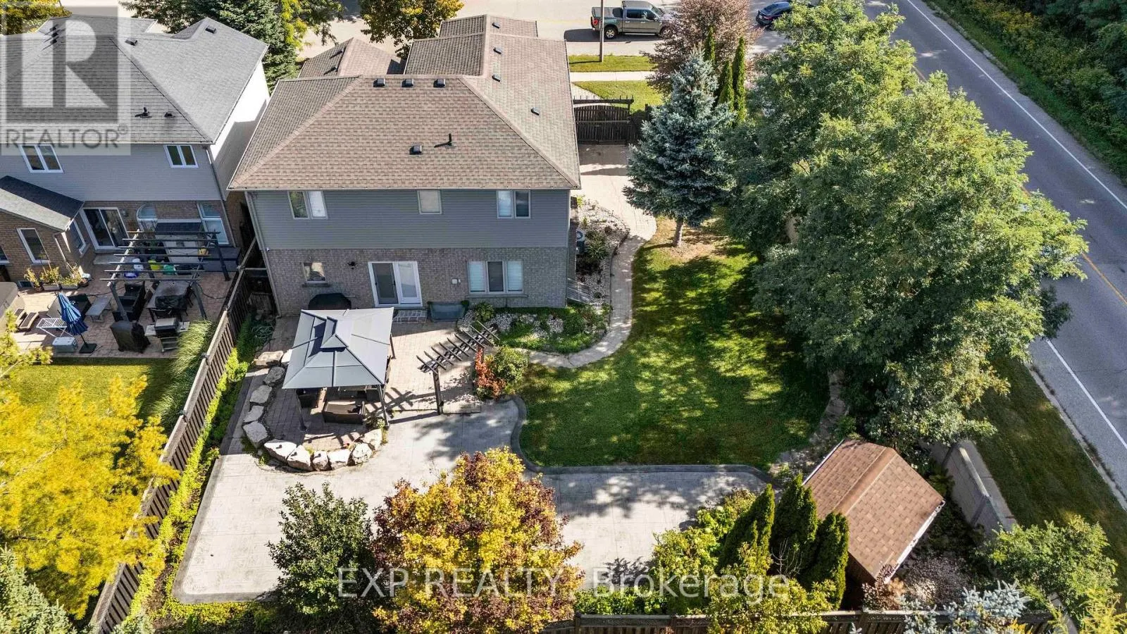 577 WATERTON DRIVE