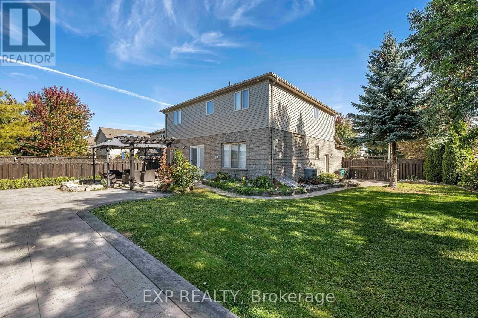 577 WATERTON DRIVE