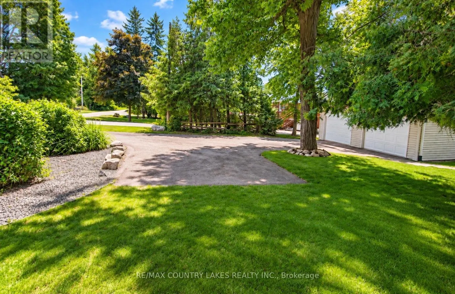 27 HILLCREST AVENUE