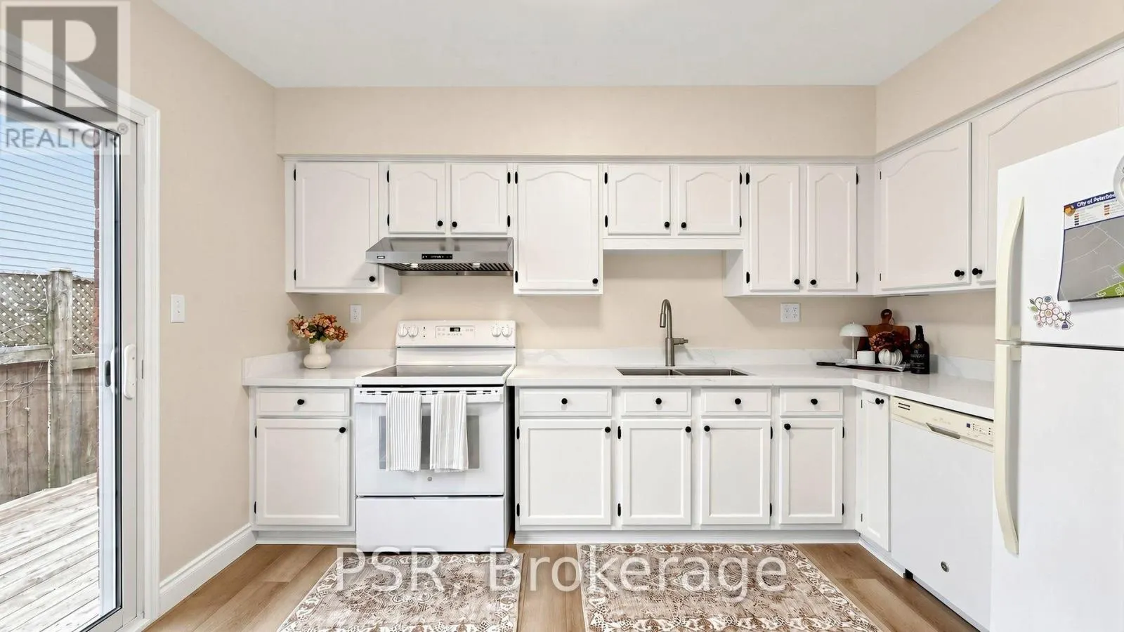 1528 WILDLARK DRIVE