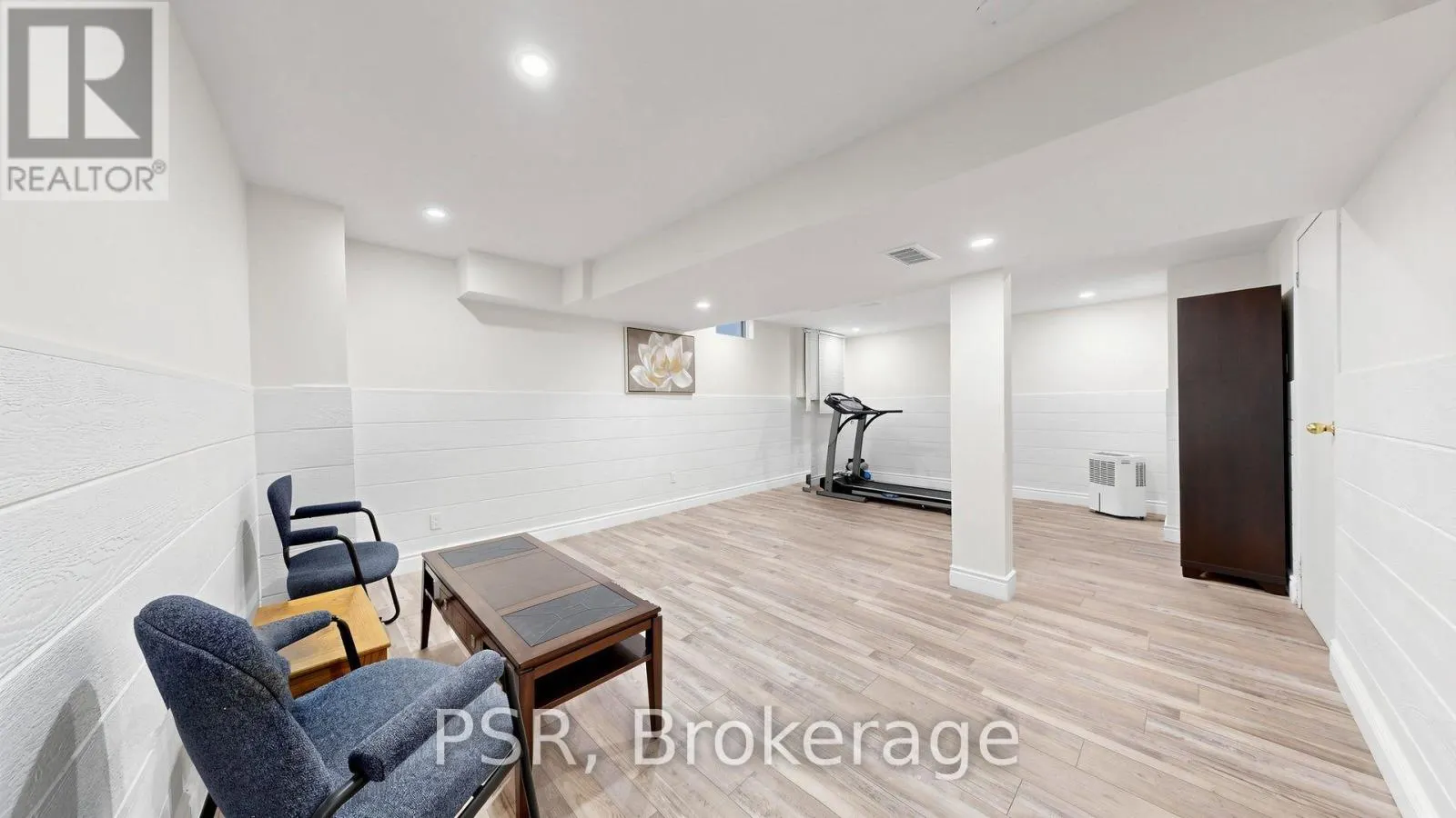 1528 WILDLARK DRIVE