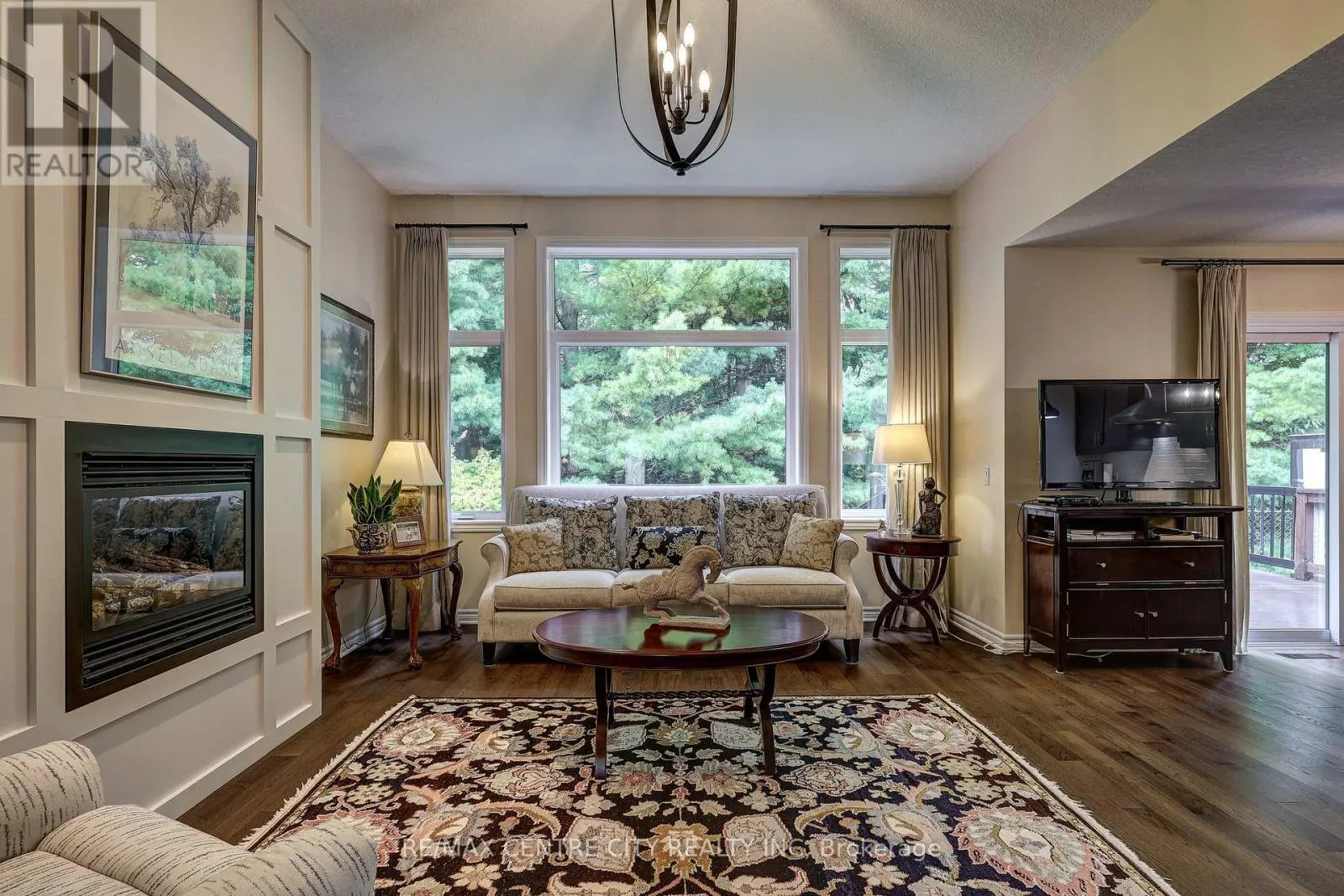 39 HICKORY LANE