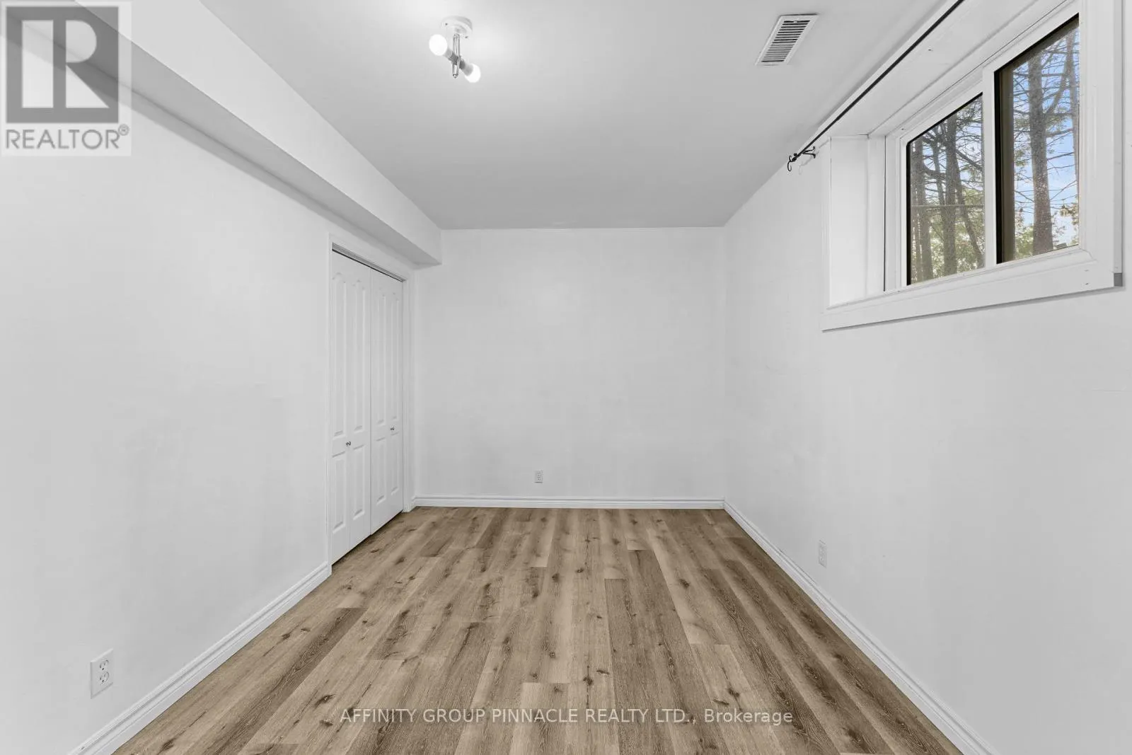 21 ALMA STREET N