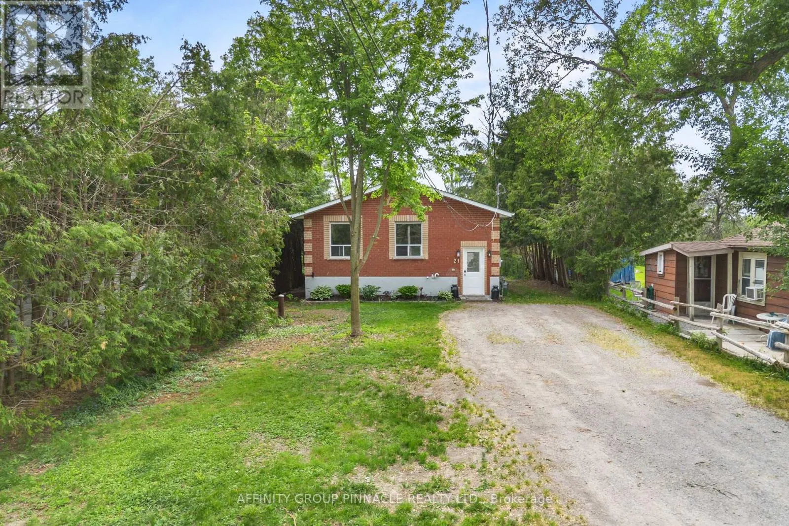 21 ALMA STREET N
