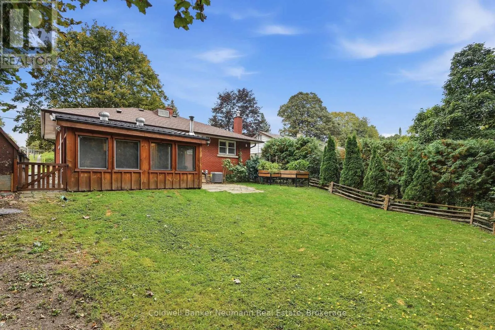 82 KNIGHTSWOOD BOULEVARD