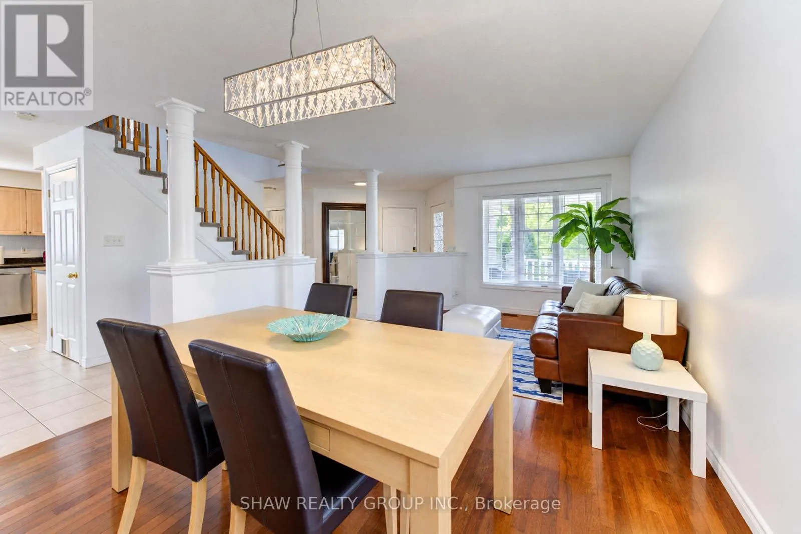 88 DECARO CRESCENT