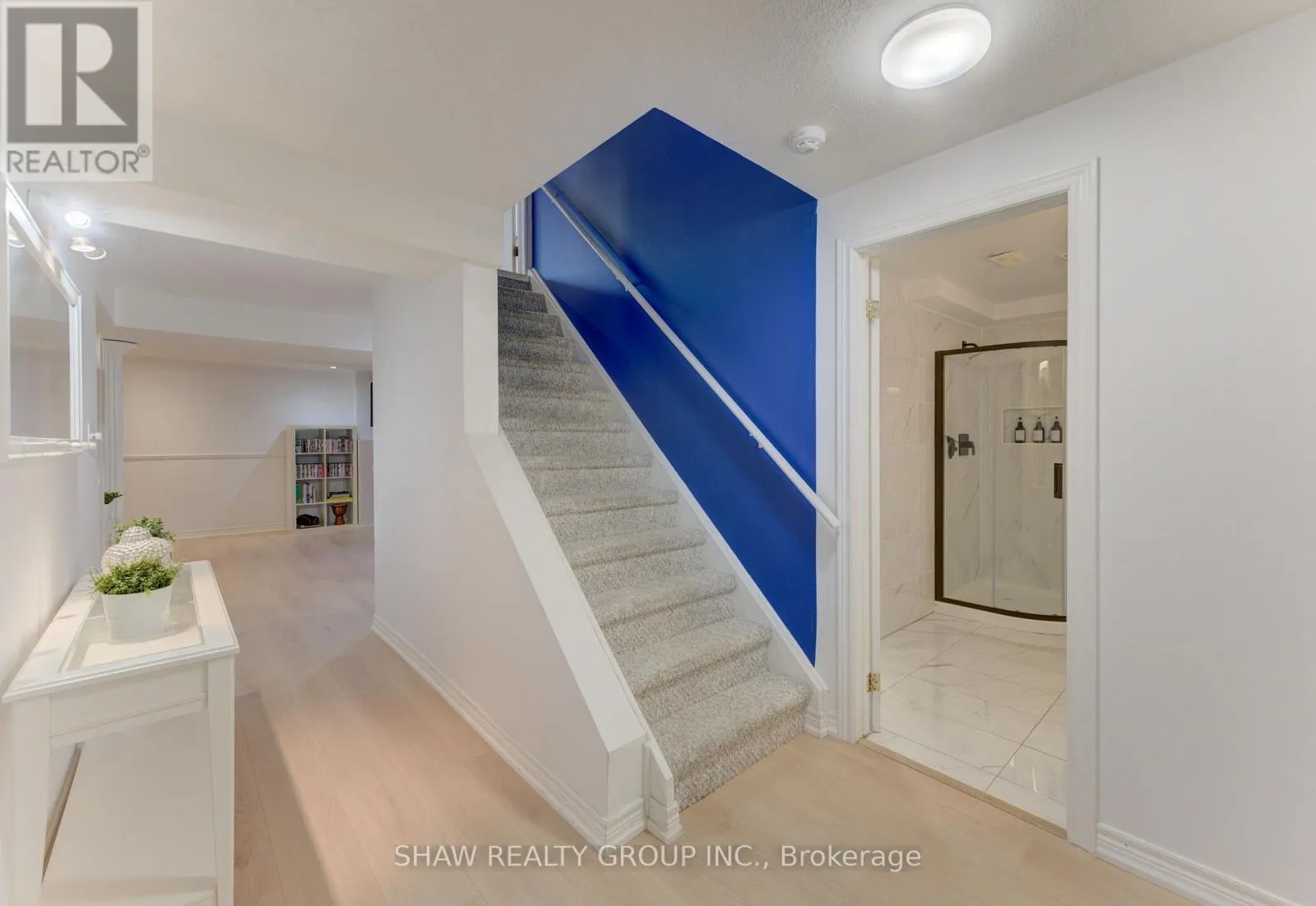 88 DECARO CRESCENT
