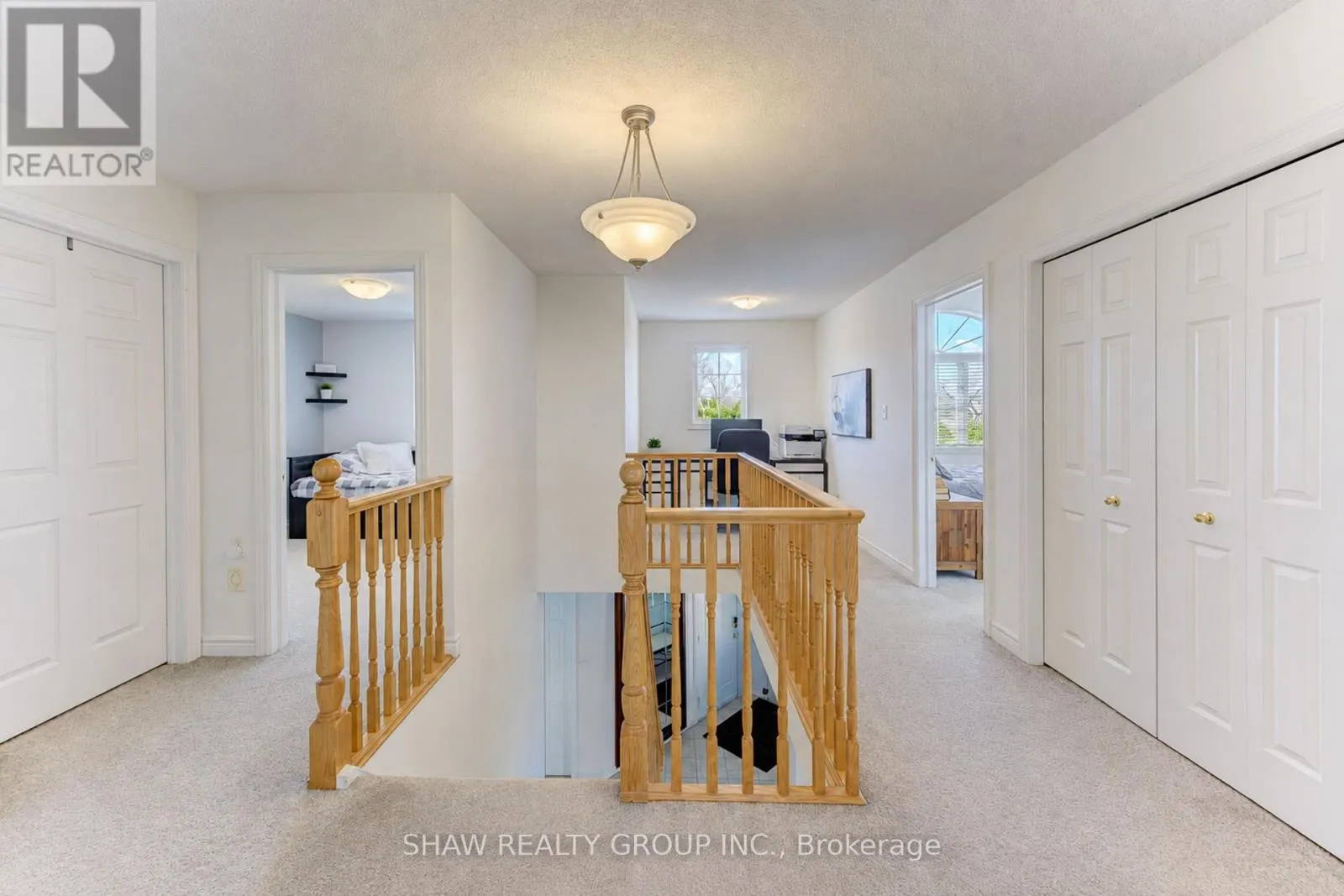 88 DECARO CRESCENT