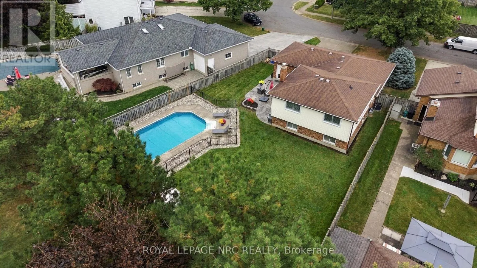 7979 OAKRIDGE DRIVE