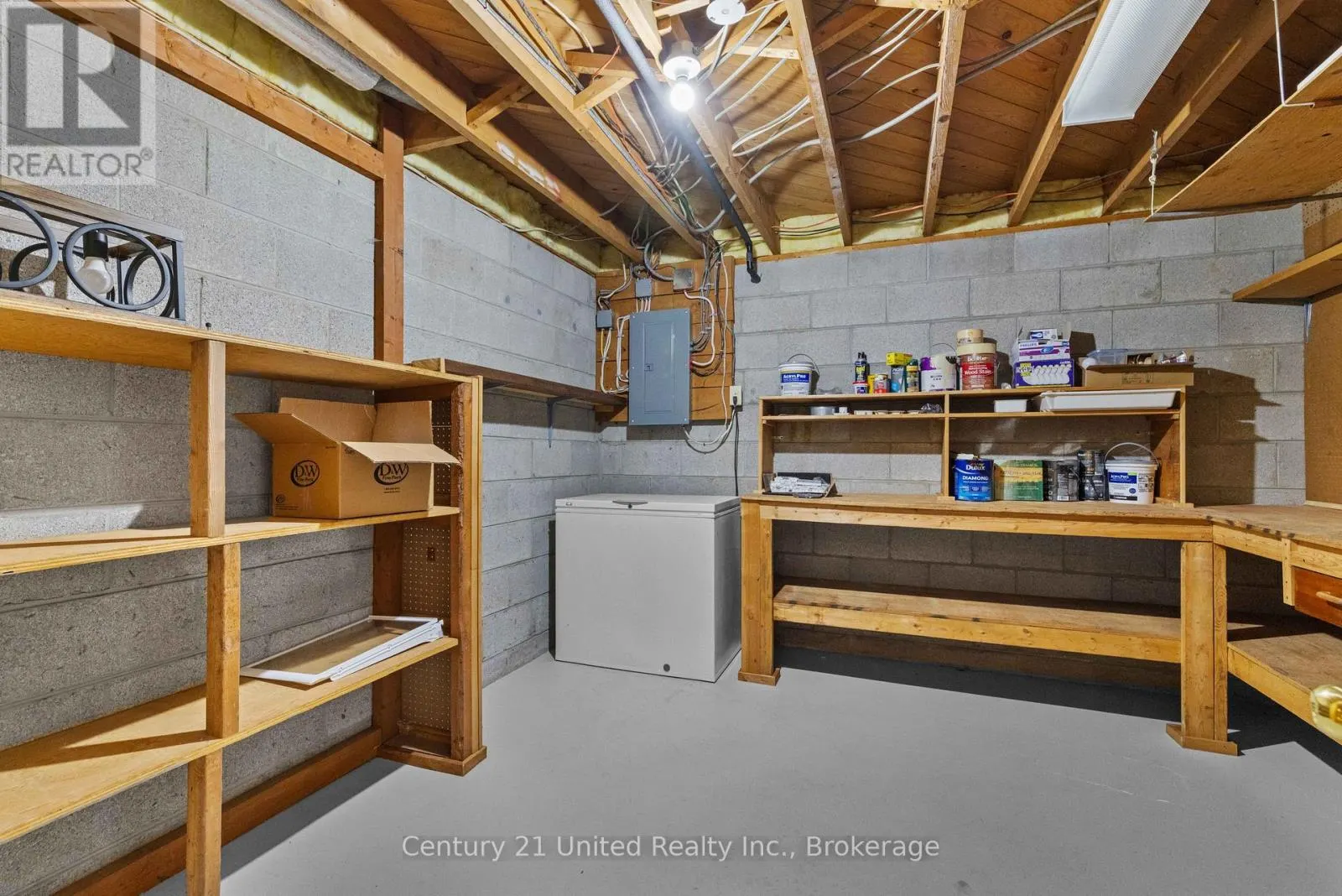 1203 ROYAL DRIVE