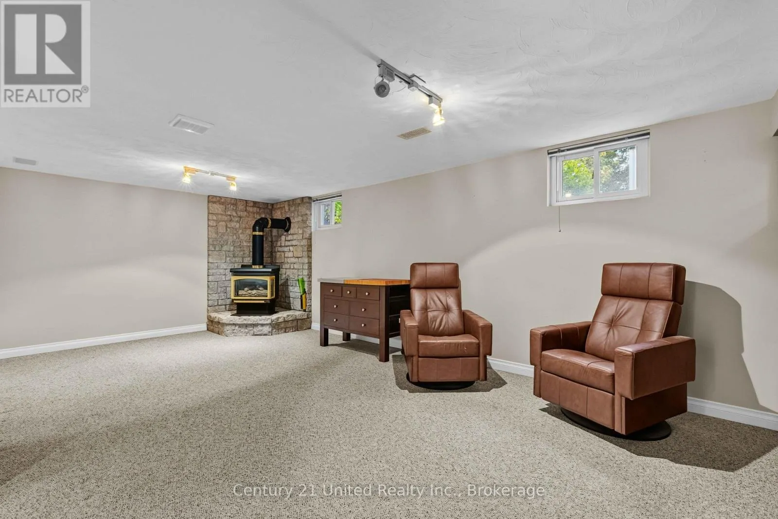 1203 ROYAL DRIVE
