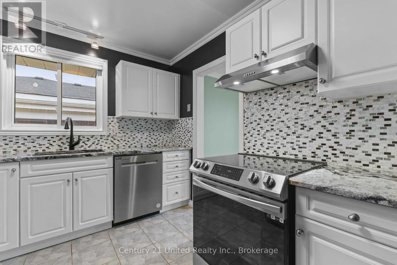 1203 ROYAL DRIVE