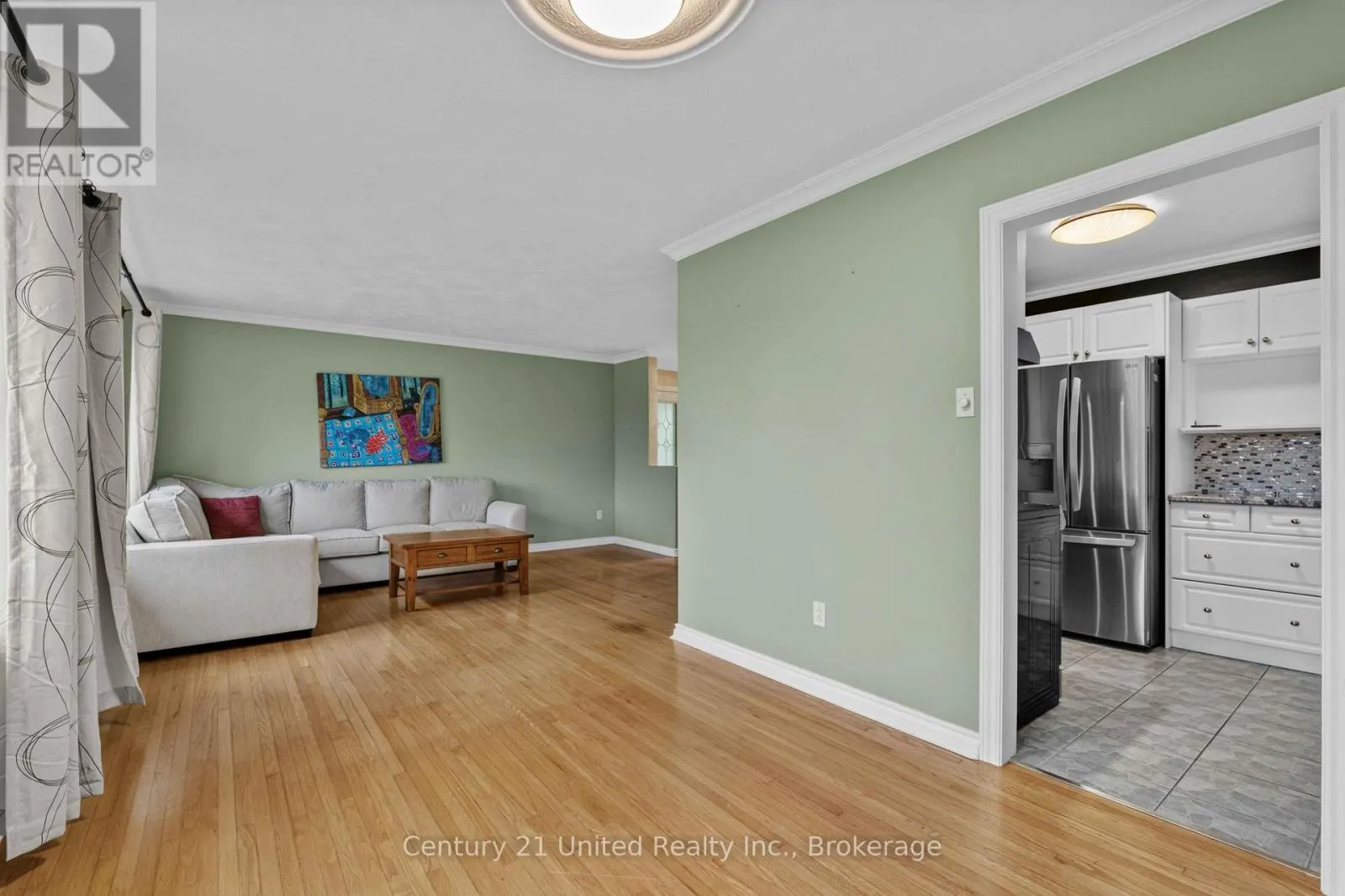 1203 ROYAL DRIVE
