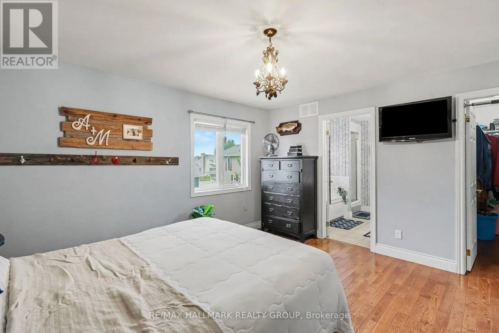 25 TABITHA CRES CRESCENT