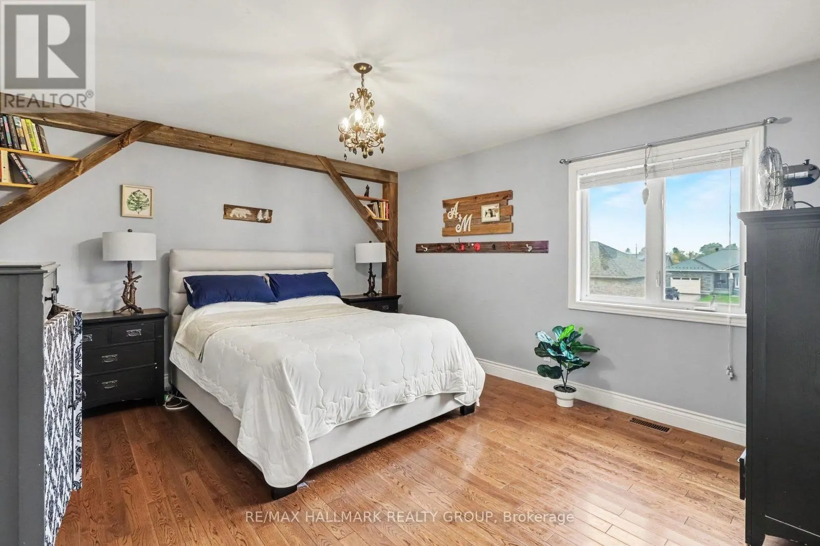 25 TABITHA CRES CRESCENT