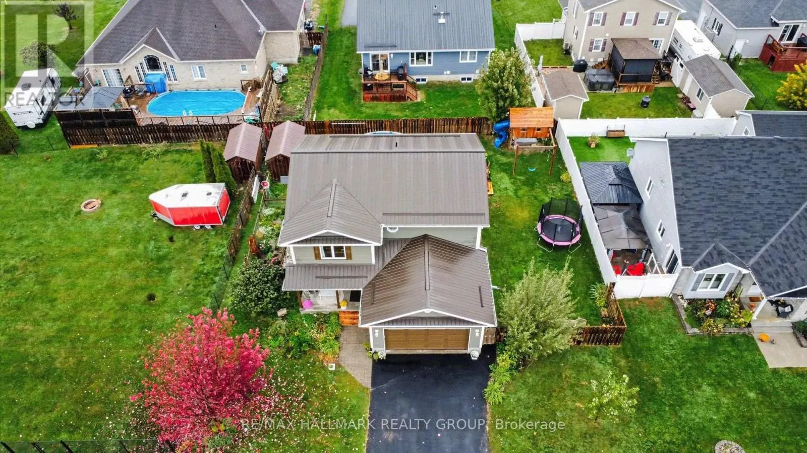 25 TABITHA CRES CRESCENT